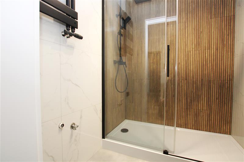 Nieruchomość nr BX04635, Mieszkanie 4 pokojowe na Sprzedaż