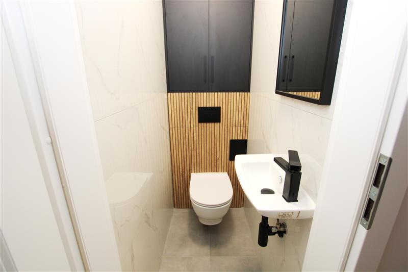 Nieruchomość nr BX04635, Mieszkanie 4 pokojowe na Sprzedaż