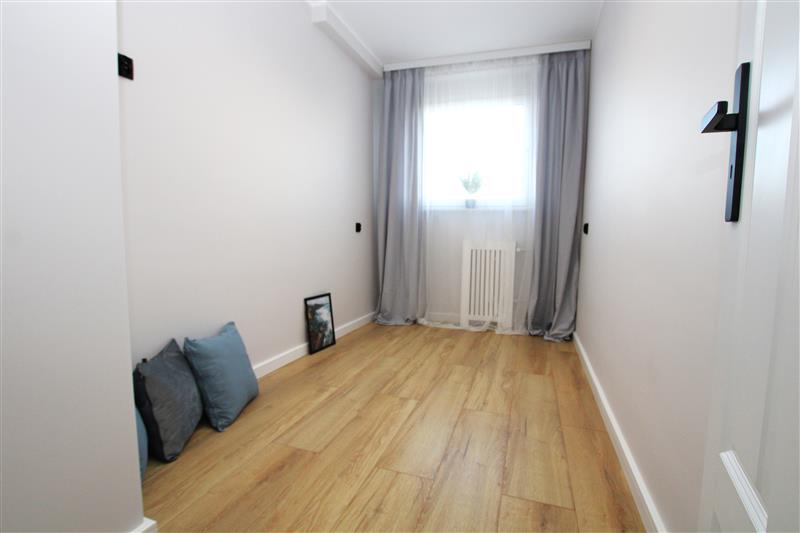 Nieruchomość nr BX04635, Mieszkanie 4 pokojowe na Sprzedaż