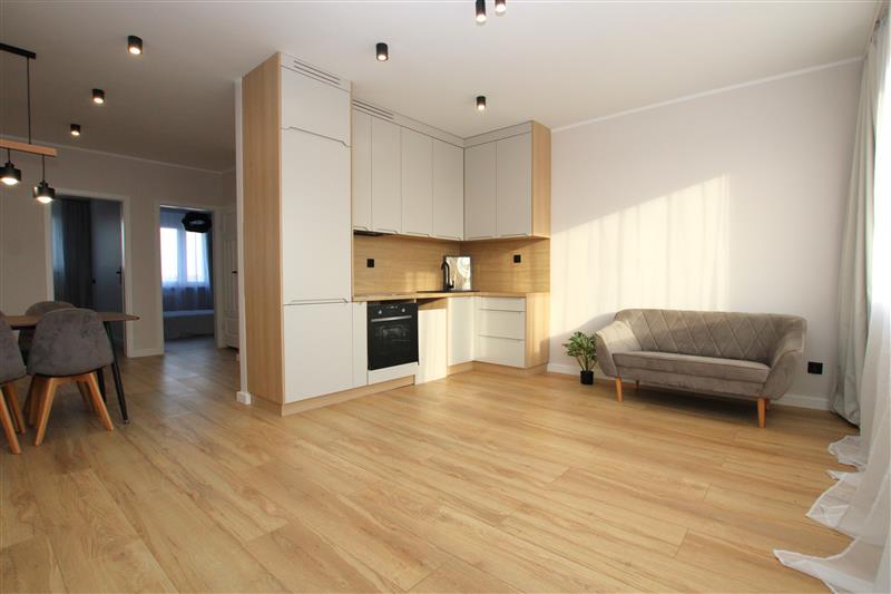 Nieruchomość nr BX04635, Mieszkanie 4 pokojowe na Sprzedaż