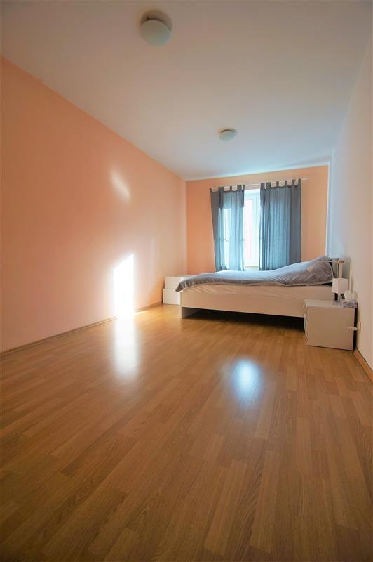 Nieruchomość nr CE0604, Mieszkanie 4 pokojowe na Wynajem