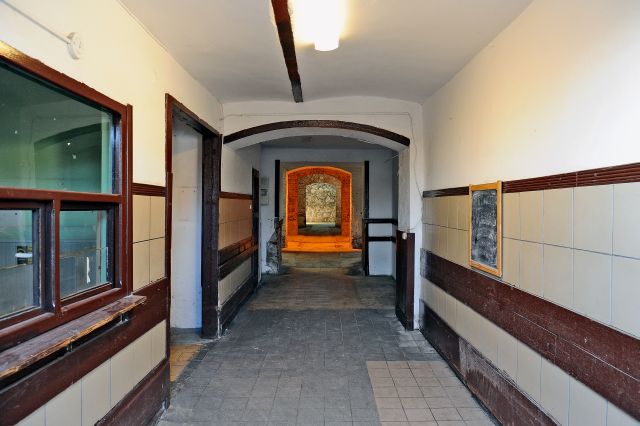 Nieruchomość nr EL03015, Lokal użytkowy  na Wynajem