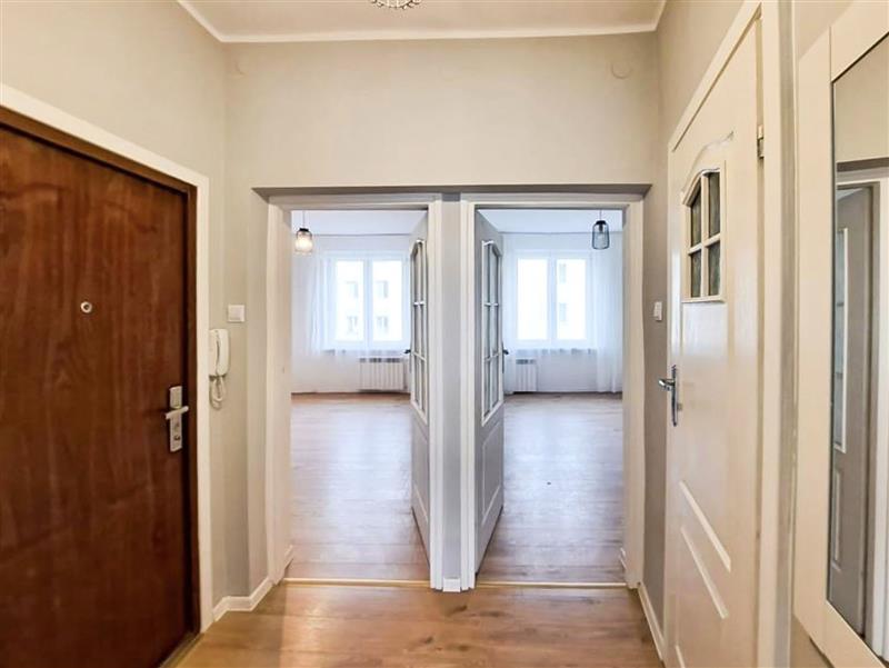 Nieruchomość nr EL03042, Mieszkanie 2 pokojowe na Sprzedaż