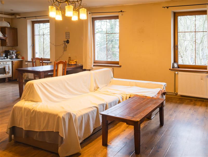 Nieruchomość nr EL03051, Mieszkanie 4 pokojowe na Sprzedaż